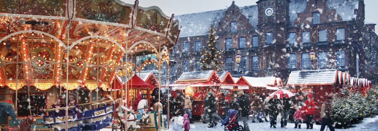 Weihnachtmarkt in Düsseldorf © Taffi-fotolia.com