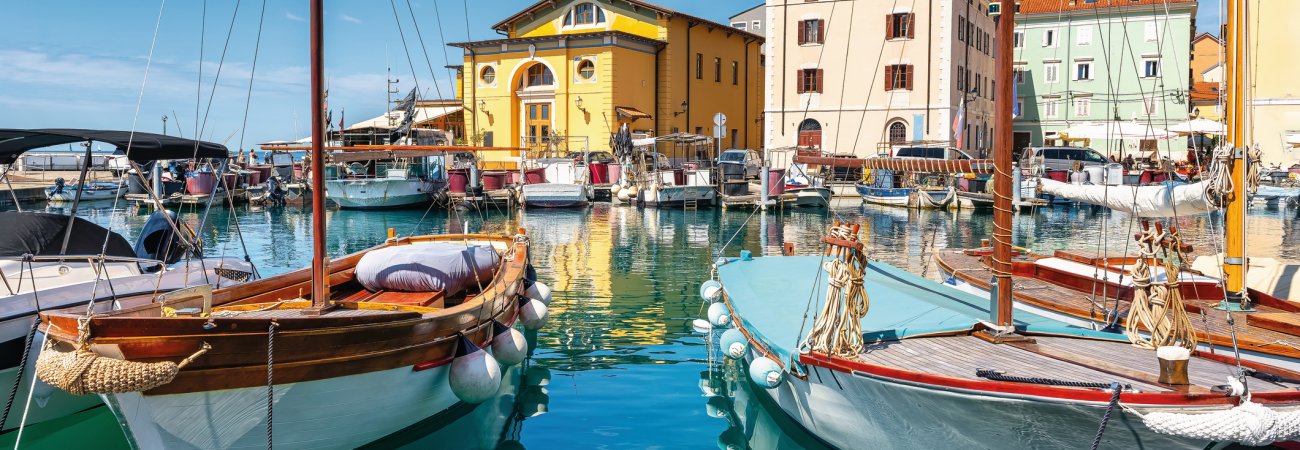 Hafen von Piran &copy; josemiguelsangar - stock.adobe.c