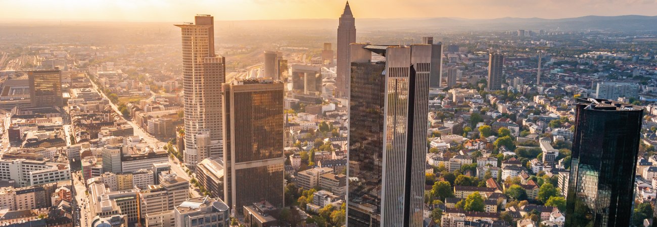 Skyline von Frankfurt &copy; Bildgigant-stock.adobe.com