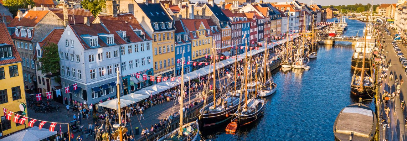 Nyhavn in Kopenhagen &copy; Fly_dragonfly - stock.adobe.com