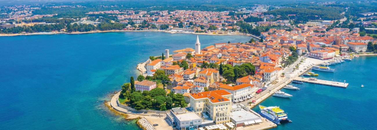 Blick auf Porec &copy; dudlajzov - stock.adobe.com