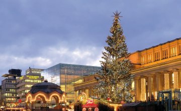 Weihnachtsmarkt Stuttgart &copy; msl33-fotolia.com