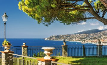 Blick auf die Bucht von  San Remo (Sanremo) © andrzej2012-fotolia.com