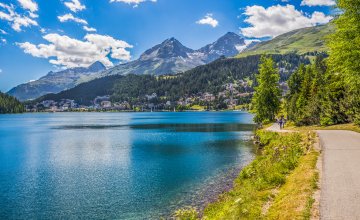 Spaziergang entlang des Moritzer See © Eva Bocek - stock.adobe.com