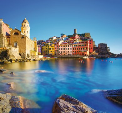 &copy; stevanzz - stock.adobe.com