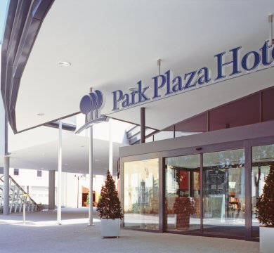 &copy; Park Plaza Trier