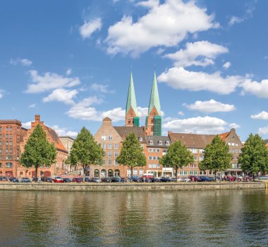 &copy; Sina Ettmer-stock.adobe.com