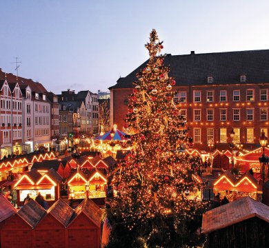&copy; Düsseldorf Marketing  & Tourismus GmbH – Fotograf U. Otte