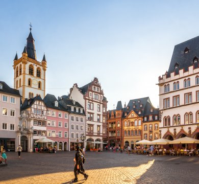 &copy; Sina Ettmer - stock.adobe.com