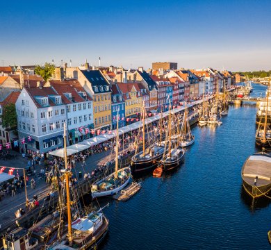 &copy; Fly_dragonfly - stock.adobe.com