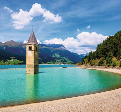 &copy; Boris Stroujko - stock.adobe.com