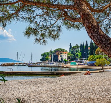 &copy; Comofoto - stock.adobe.com